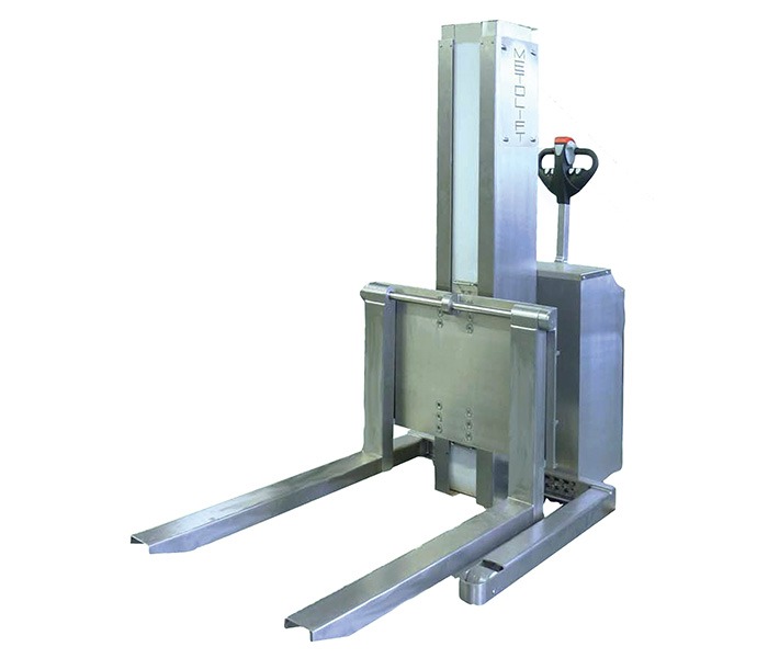 Powered Mobile Straddle Stacker Powered Mobile Straddle Stacker, METO Systems